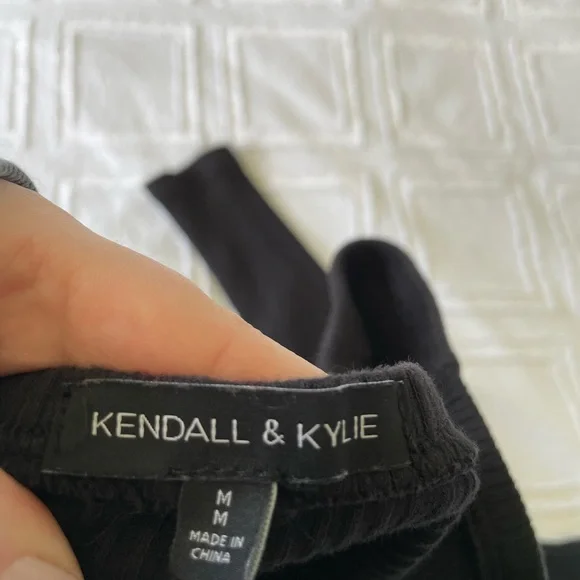 Kendall & Kylie Off The Shoulder Crop Top - Picture 4 of 4